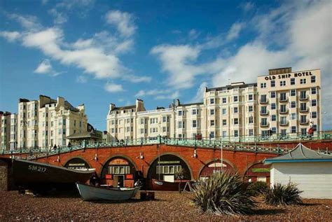 cheap accommodation brighton area